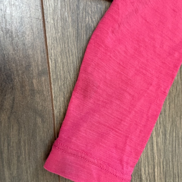 2/$30 Icebreaker 100% Merino Wool top - Picture 6 of 9